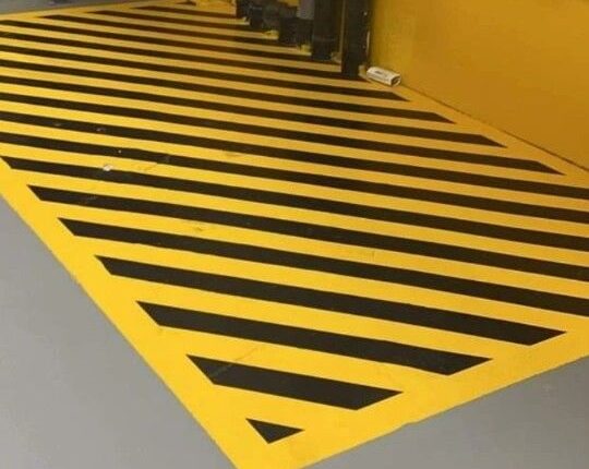 دهان ايبوكسي للمستودعات والمواقف والمولات